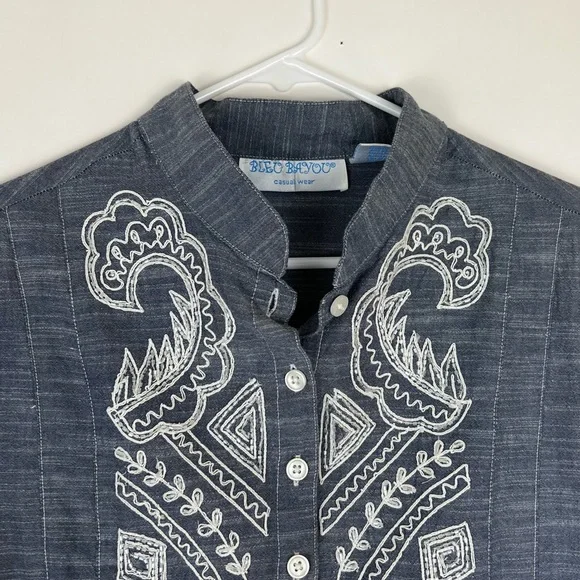 BLEU BAYOU denim 3/4 sleeve pleated front and cuffs beaded embroidered f… - Picture 3 of 10